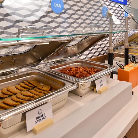 Holiday Inn Express Boston-Milford By Ihg Luaran gambar