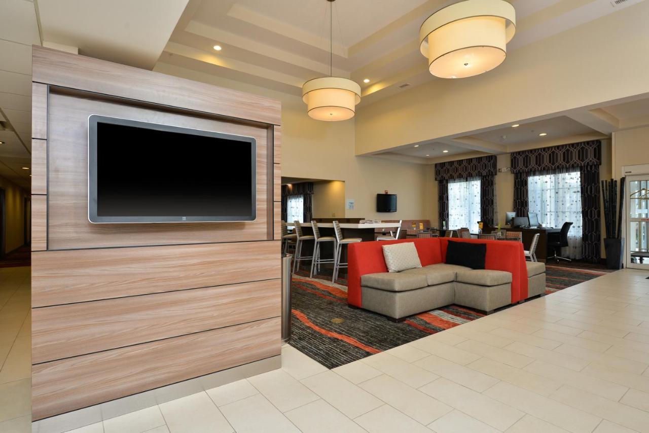 Holiday Inn Express Boston-Milford By Ihg Luaran gambar