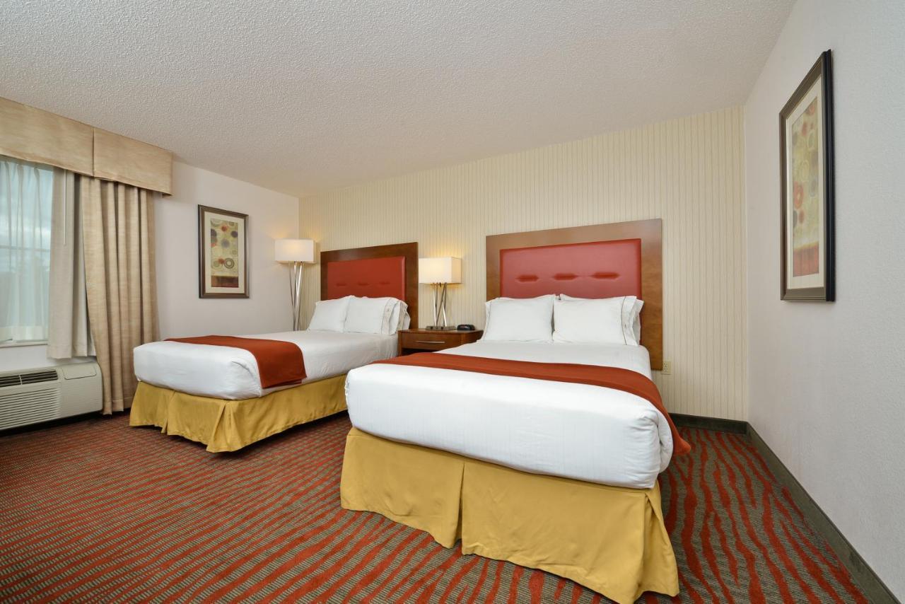 Holiday Inn Express Boston-Milford By Ihg Luaran gambar