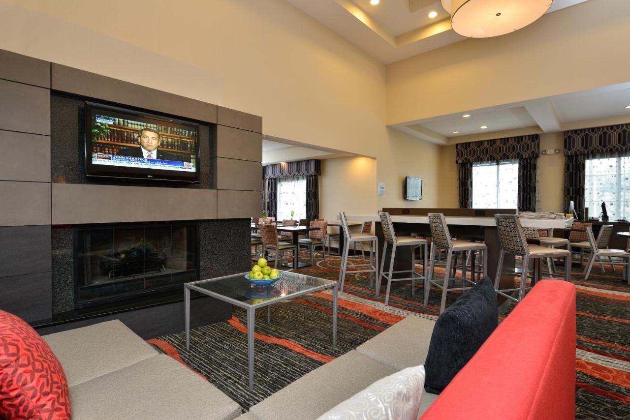 Holiday Inn Express Boston-Milford By Ihg Luaran gambar