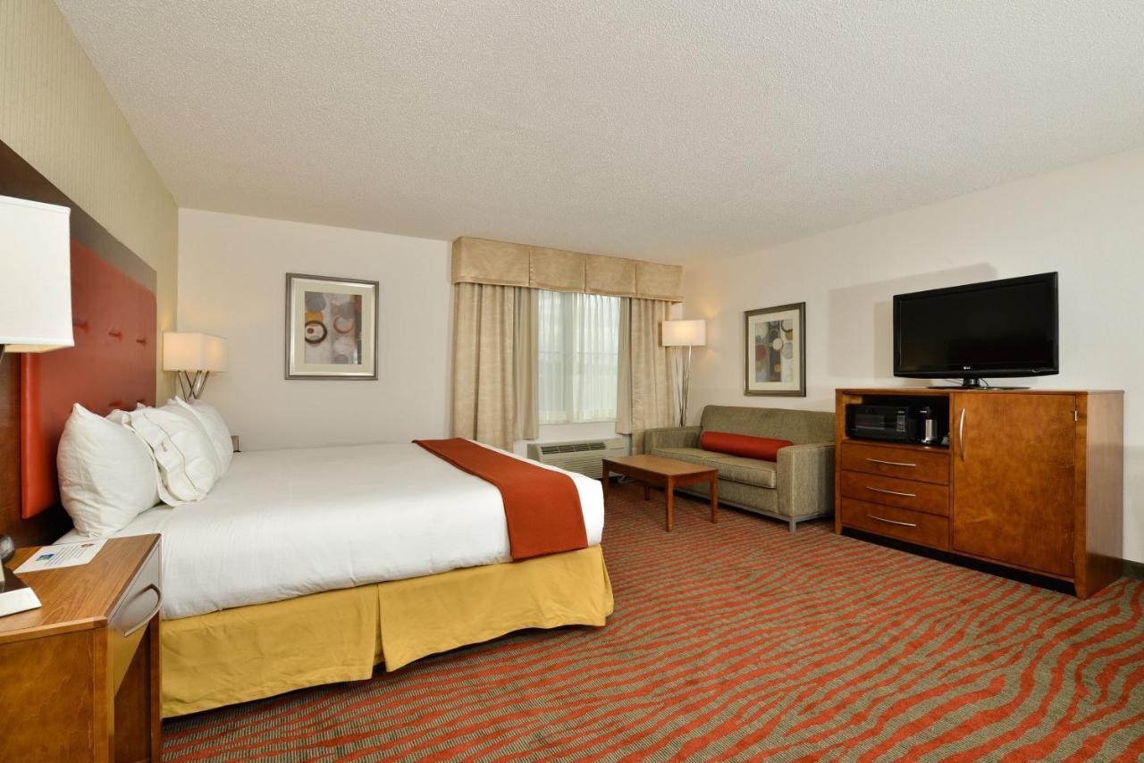 Holiday Inn Express Boston-Milford By Ihg Luaran gambar